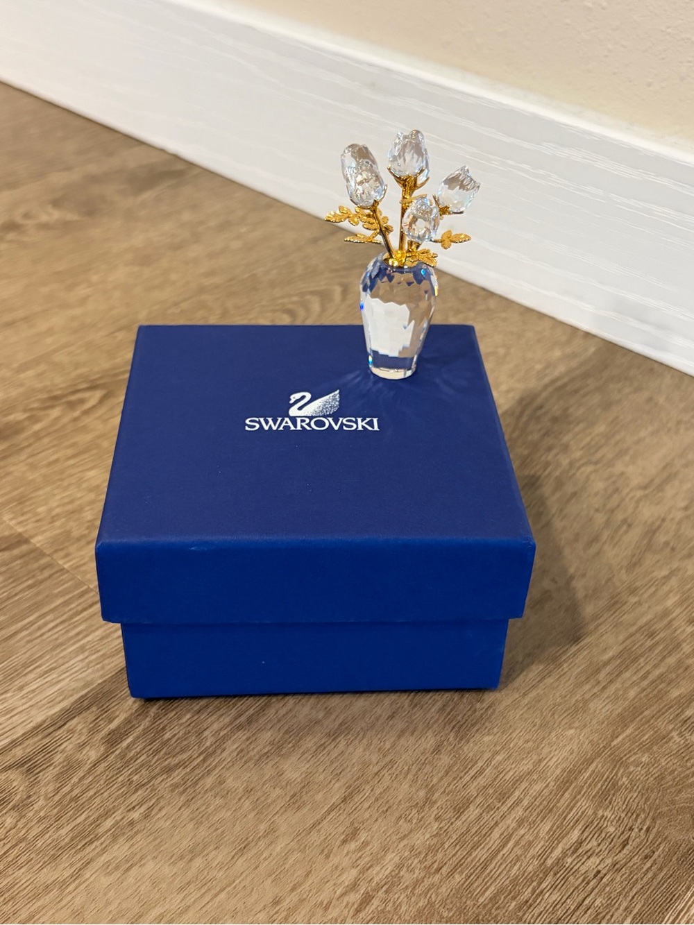 Swarovski Clear Crystal Flower Vase with Gold Stems
